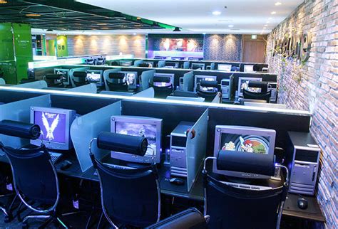 Internet Gaming Cafe In Korea