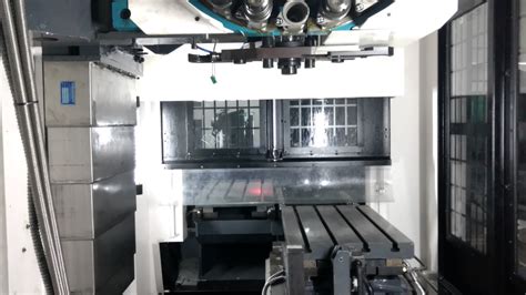 Vmc With Linear Auto Pallet Changer Macpowrercnc Youtube