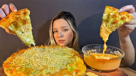 PIZZA DE STROGONOFF MOLHO DE QUEIJO MUKBANG BRASIL CAMILE ASMR