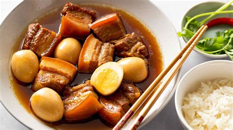 Vietnamese braised pork belly (Thit kho): A must-try dish in the south ...