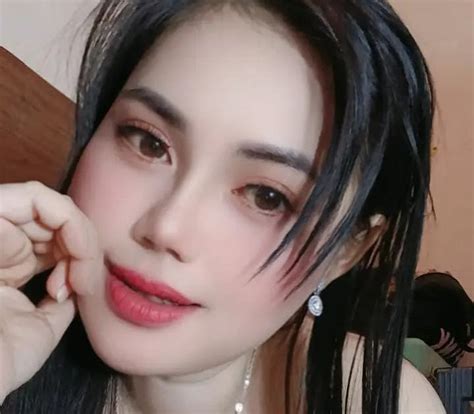 Philippines Lady