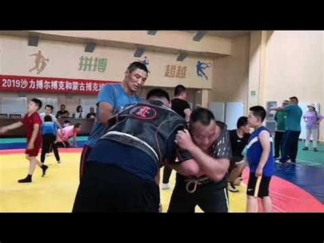 Аварга Баярбаатар дасгалжуулагч болжээ - YouTube