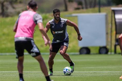 Escalação do Atlético MG Hulk retorna e Everson é desfalque para jogo