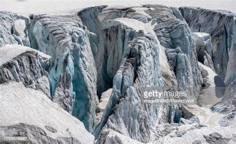 Crevasse Crag Photos And Premium High Res Pictures Getty Images