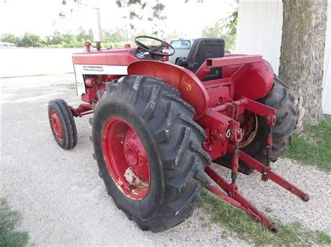 1963 International 2404 Utility Tractor Bigiron Auctions