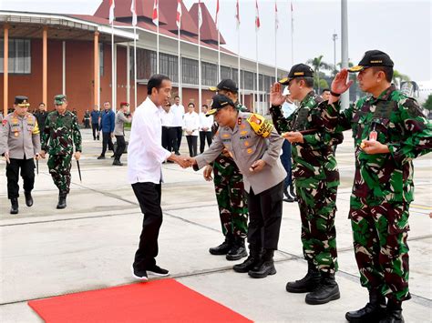 Sekretariat Kabinet Republik Indonesia Bertolak Ke Jambi Presiden