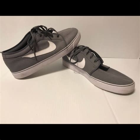 Nike Shoes Nike Mens Casual Sneakers Shoes Size 4 Poshmark