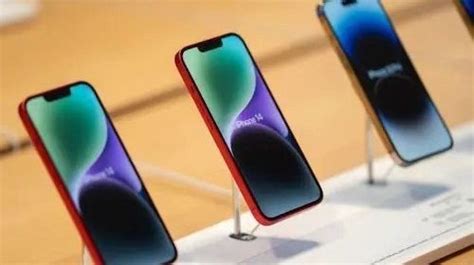 Iphone太火生产不过来了！印度塔塔将新招45万员工凤凰网