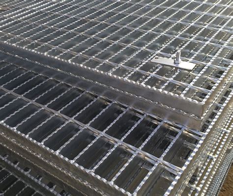 Custom Made Hot DIP Galvanized Steel Grating Drainage Cover Serrated