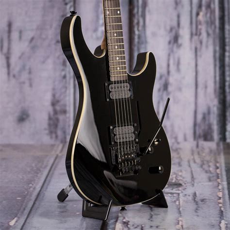 Used Peavey Preadator Exp Plus Black For Sale Replay Guitar