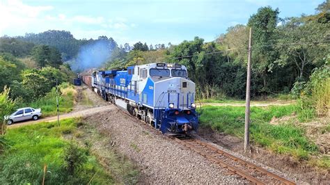 Trem locotrol de DASH 9 RUMO em 8 ponto de aceleração na rampa do KM