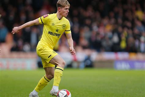 Fin Stevens delighted to gain experience in Emirates FA Cup | Brentford FC