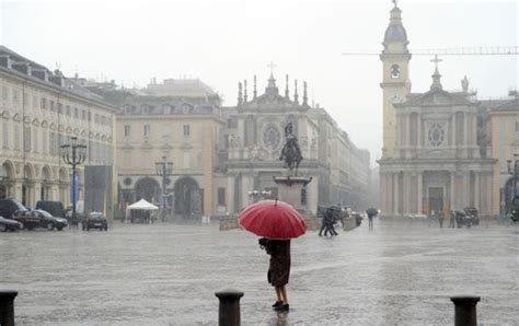 Meteo Torino dice arrivederci all estate tempo già autunnale per