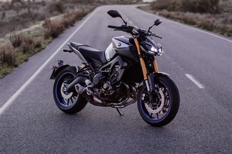 Prova Yamaha MT 09 SP la naked Yamaha ora è più completa