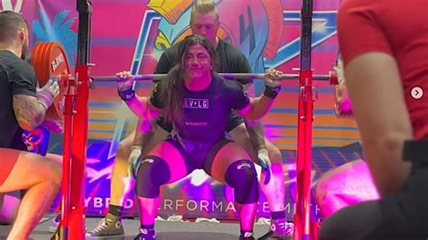 Powerlifter Hunter Henderson (82.5KG) Shatters All-Time Raw Squat World Record By 11 Pounds ...