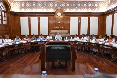 Pm Modi Chairs First Cabinet Meeting Raises Scholarship Under Ndf In