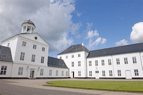 Photo Illustration Du Palais De Grasten La Famille Royale De