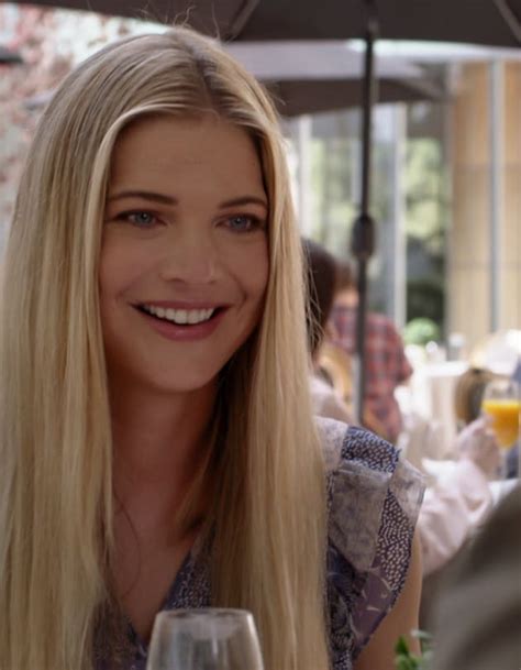 Tami Smiles Shameless Season 11 Episode 4 Tv Fanatic