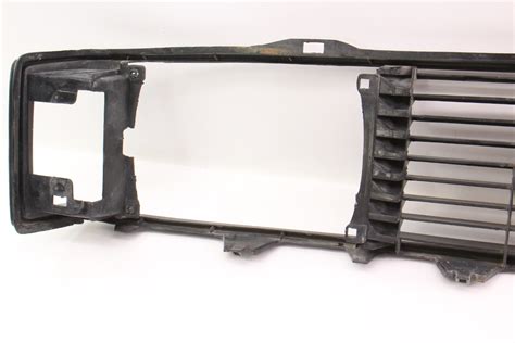 Front Grill Grille 81 84 Vw Rabbit Caddy Mk1 175 853 653 H