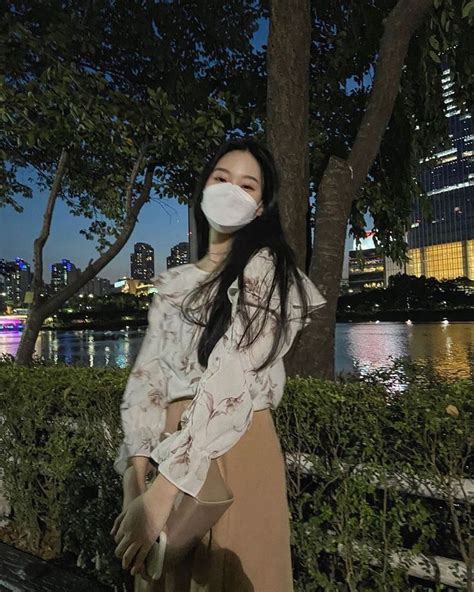 서예진 on Instagram: “double take” 