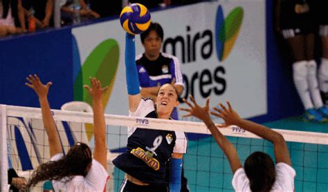 Selecci N Peruana Voley Raffaella Camet Qu Fue De La Matadorcita