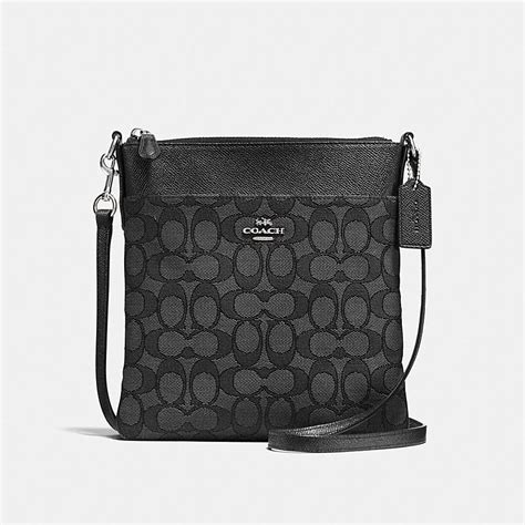 COACH: Messenger Crossbody in Signature Jacquard