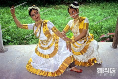 Mohiniattam Dance Costume