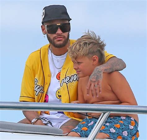 Davi Lucca Qui Est Le Fils De Neymar Qui Compte Pr S De Millions D