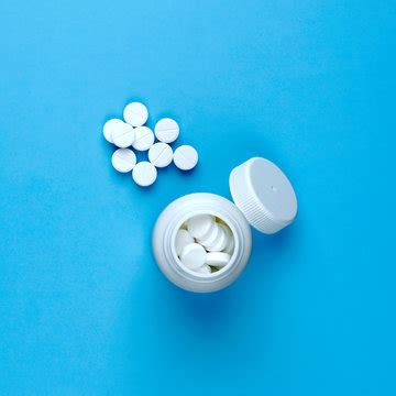 รูปภาพOmeprazole – เลือกดูภาพถ่ายสต็อก เวกเตอร์ และวิดีโอ619 | Adobe Stock