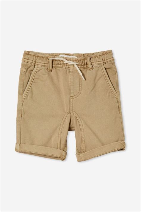 Slouch Fit Short