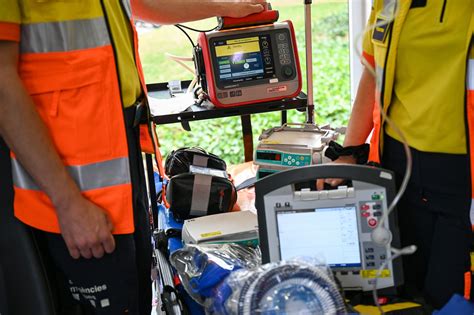 El Sistema De Salut De Catalunya Crea Un Programa De Trasllat Amb Ecmo