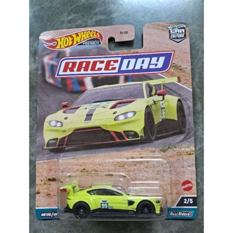 HOT WHEELS PREMIUM ASTON MARTIN VANTAGE GTE RACE Shopee Việt Nam