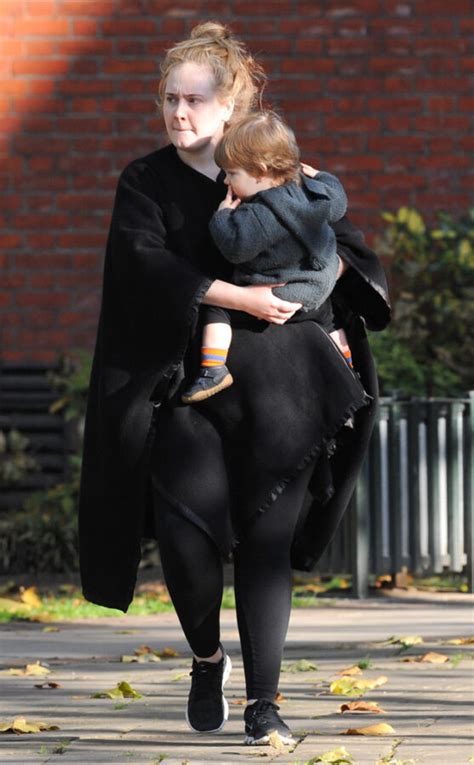 Adele Steps Out SANS The MAKEUP - TheCount.com