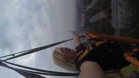 Bungee Jumping Krak W Asie Leci Youtube