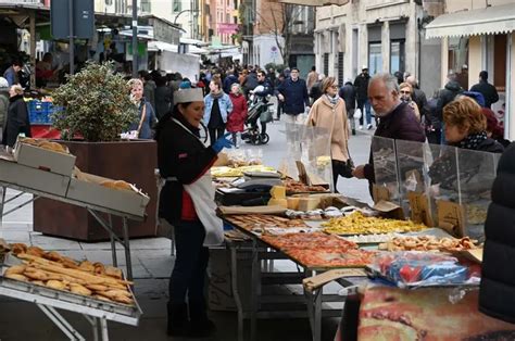 Coronavirus Ecco Come Cambia Il Mercato Del Sabato Giornale Di Brescia