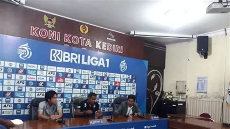 Kalah Tipis Lawan Arema FC Pelatih Persik Beberkan Kekurangan Timnya