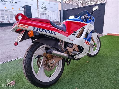 Benzin Honda Nsr R Cj