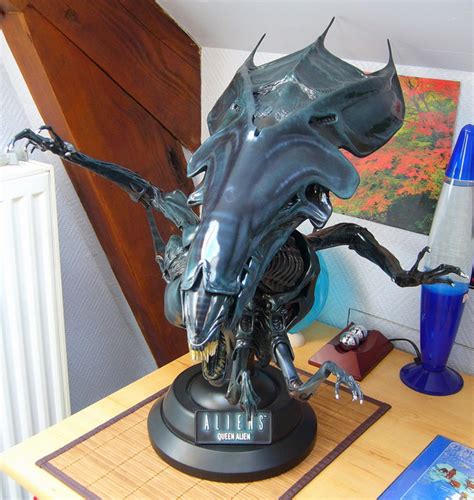 Alien Queen 14 Scale Bust Mystic Cave