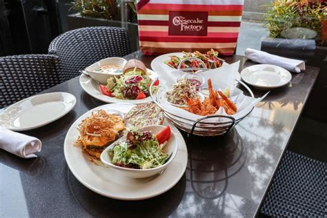 The Cheesecake Factory® จากอเมริกา ปักหมุดสาขาแรกในไทยที่เซ็นทรัลเวิลด์