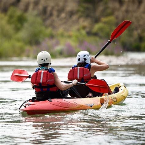 Paseo En Canoa Rafting Y Kayak En Pirineos Huesca