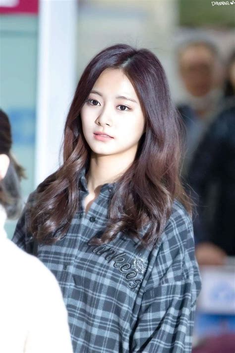 「tzuyu（ツウィ）」おしゃれまとめの人気アイデア｜pinterest｜krosa 女性 女の子 アジア美人