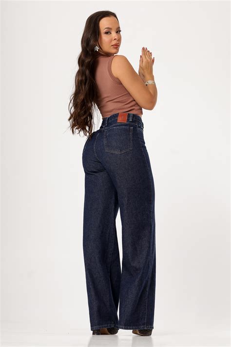 Calca Jeans Wide Leg Modeladora De Corte Sofisticado E Cintura Alta