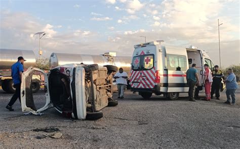 Taxista Choca Contra Autom Vil Y Termina Volcado En Lerdo Telediario