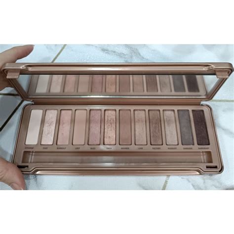 Urban Decay NAKED3 二手正貨 Urban Decay眼影盤 NAKED3眼影盤 NAKED3最後降價 蝦皮購物