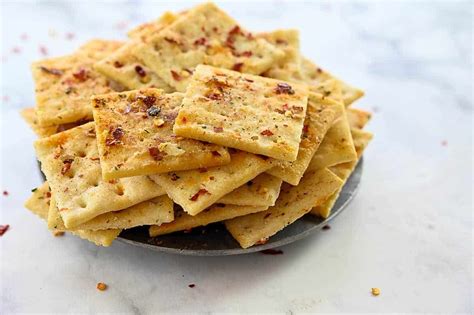 Ranch Firecrackers Recipe Seasoned Saltines Buns In My Oven Hot