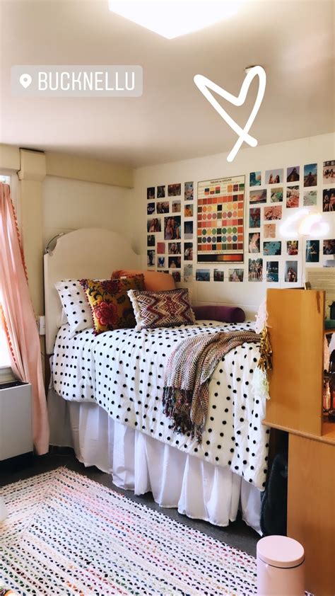 Cute College Dorm Room Inspo Wall Inspo Headboard College Dorm Rooms