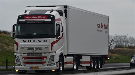 NL Van Der Waal Volvo FH04 GL BonsaiTruck Flickr