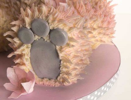 How to make a vintage teddy bear cake - Online cake tutorial with Paul ...