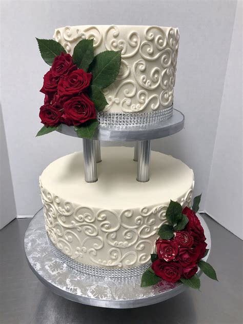 Two Tier Wedding Cake Jenniemarieweddings