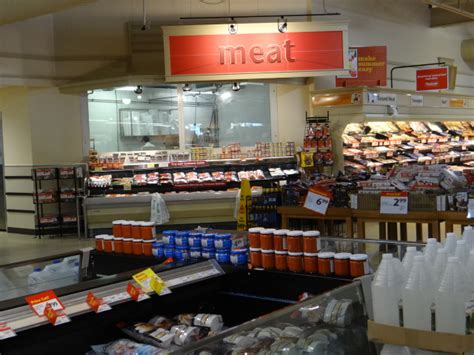 Walkabout With Wheels Blog Foodland In Forest Ontario
